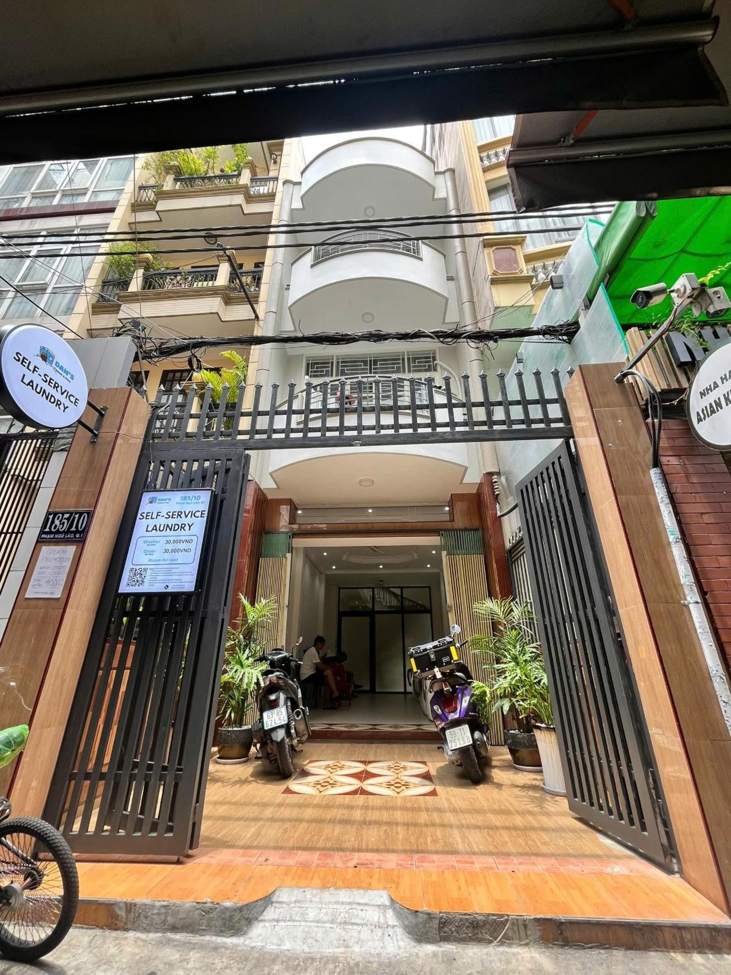 Dan's Wash & House, Big And New, Balcony, Laudromat, Bui Vien Area Ho Chi Minh City
